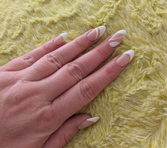 Friendly Nails & Spa