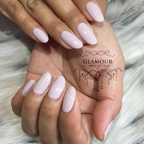 GLAMOUR NAIL LOUNGE - Richmond Hill