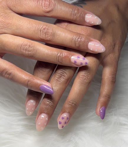 Glossy Society