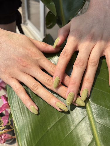 Golden Hour Esthetics by Jenna Hull