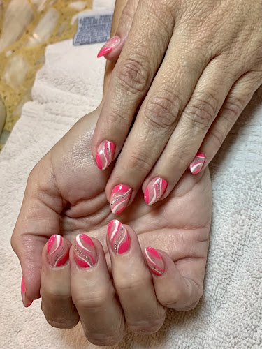 Grand River Nails