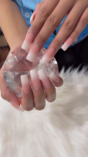 Happy Nail Spa