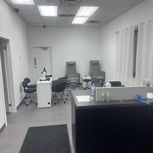 HQ Wax Bar and Spa