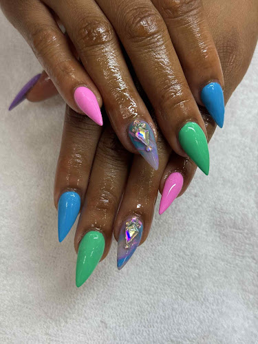 I love nails