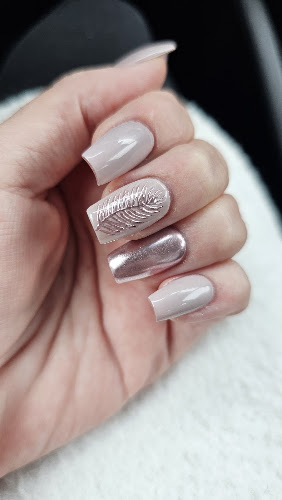 iNails Courtice