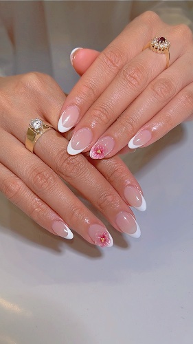 Infinity Nail Bar 네일샆
