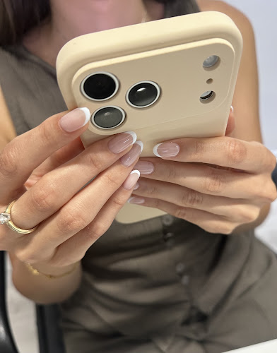 Isla Nail Studio