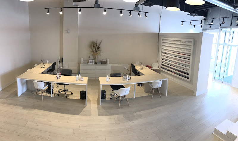 Ivy Beauty Bar
