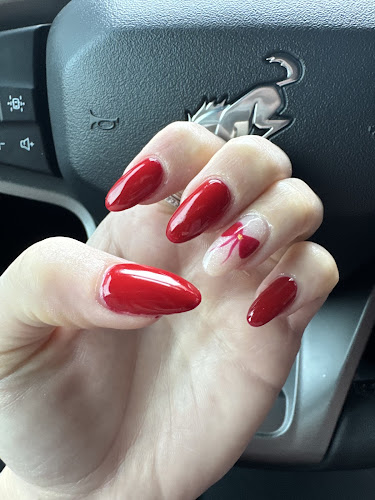 Jenni's Nails & Spa, nail salon in Ingersoll, Ontario
