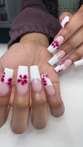 Jenny's Nails & Lashes