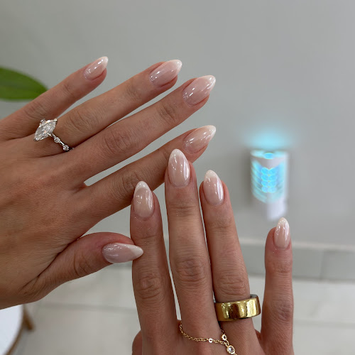 KENZO NAIL STUDIO
