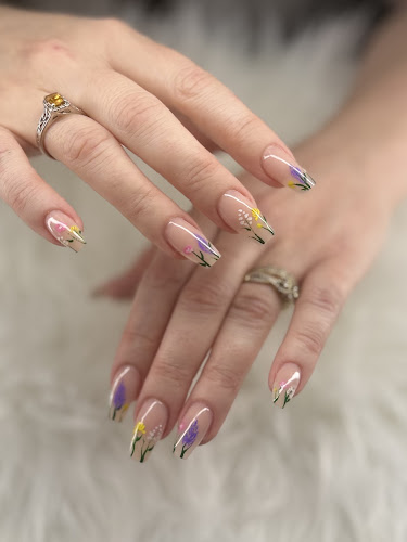 Kim's Nails & Spa