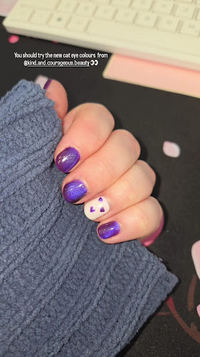 Kind and Courageous Beauty, nail salon in Elginburg, Ontario