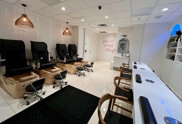 Kleinburg Nails Studio, nail salon in Kleinburg, Ontario