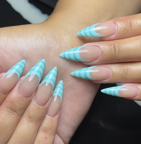 KQ Nails Lounge Brantford