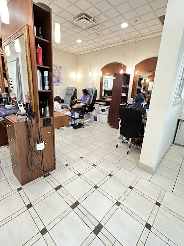 LA CUPOLA HAIR AND NAIL SALON