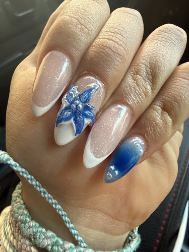 La Marié Nails