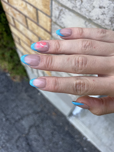LANNA NAILS