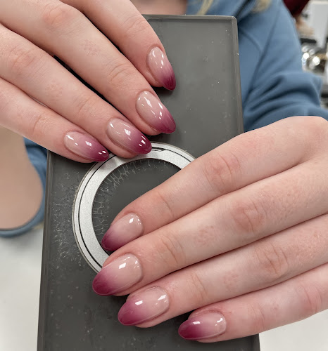 Lily Nail & Spa