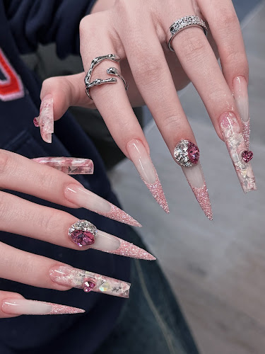 Little Moon Nail