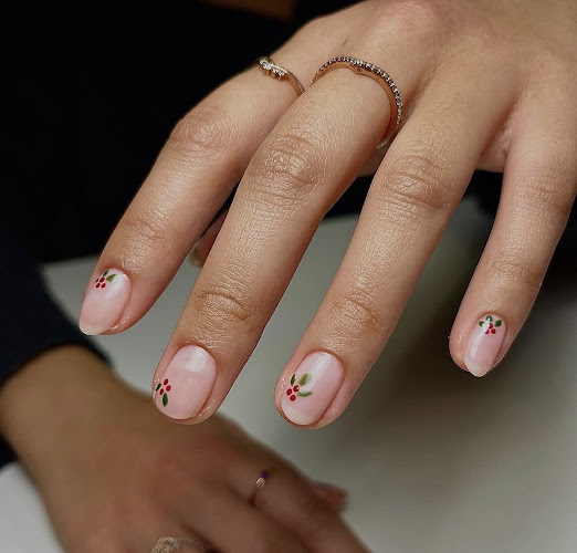Liv Nailed-it Studio.