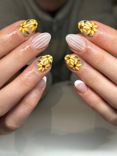 Loft Nail Studio & Wax Bar