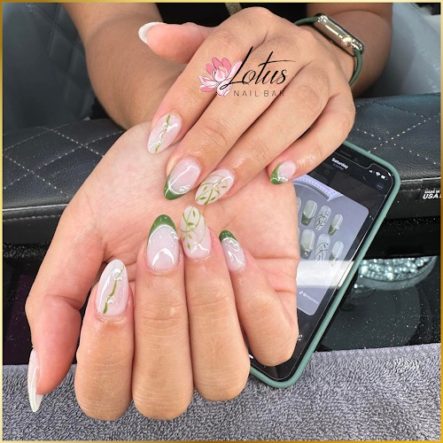 Lotus nail bar, nail salon in Thornton, Ontario