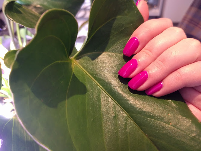 Lucy Nails