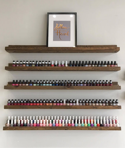 Luna Nails & Spa