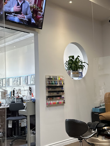 Luxor Nails And Spa