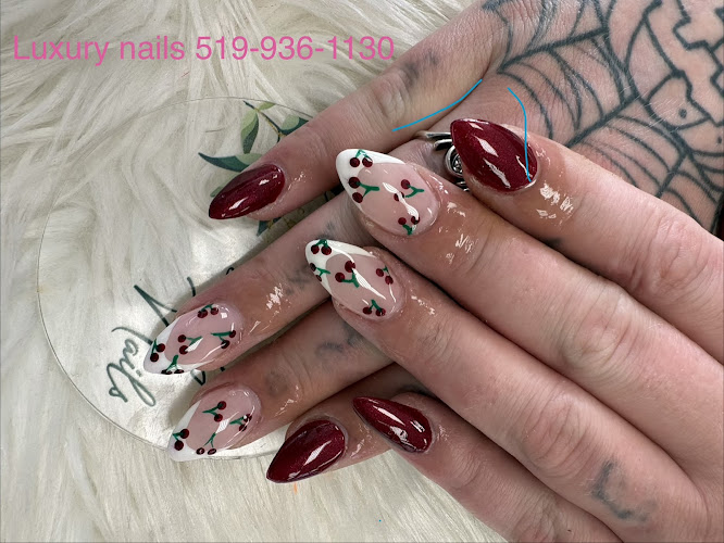 Luxury Nails
