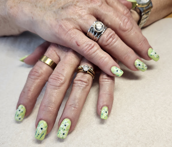 Maison McLeister House, nail salon in Alexandria, Ontario