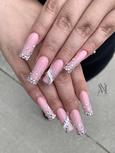 Mani N Nails