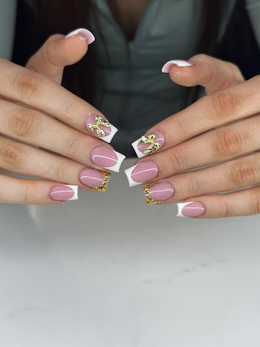 Mani Pedi Lounge Barrie