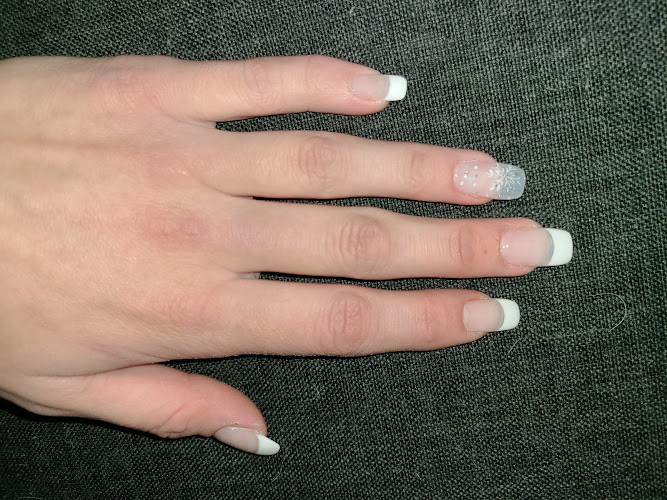 Mantrap Nails