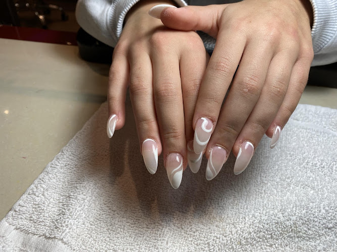 Memory Nails & Spa