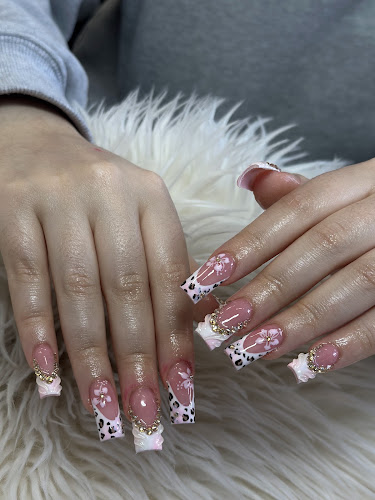 Michelle Belle Nails