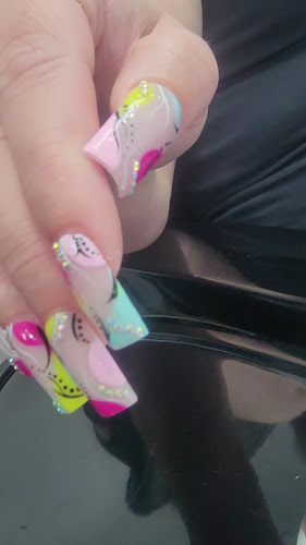 Mickey Nails Guelph | Premier Nail Salon & Head Spa in Guelph, ON