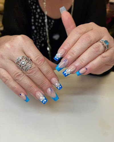 Minh Nails and Beauty