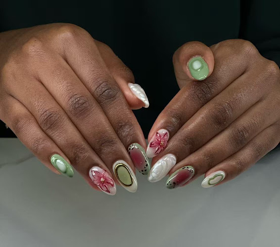 Mo.Mo Beauty Nails