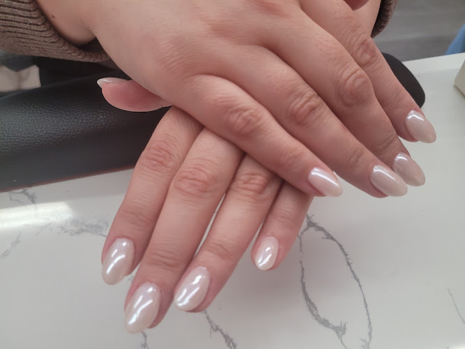 Moon's Beauty & Nails Salon