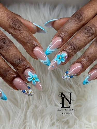 Nail & Lash Lounge