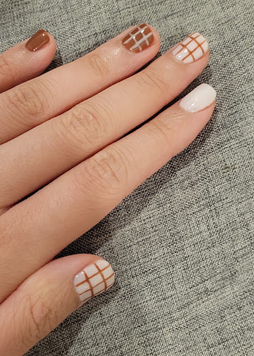 NAIL FIX in THE 6IX Academy and Salon