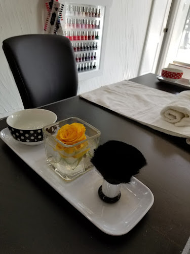 NAIL FIX in THE 6IX Scarborough