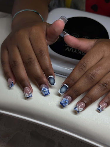 Nail Gallery