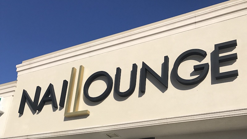 Nail Lounge