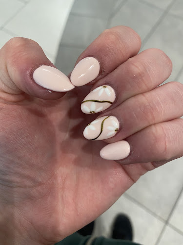 Nailicious