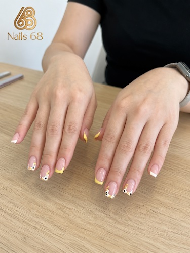 Nails 68 Markham