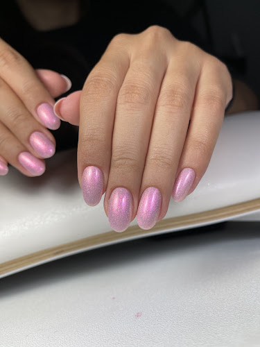 Nails by Zara Toronto