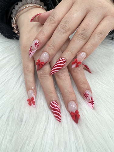 Nails For You Shoppers World Mall